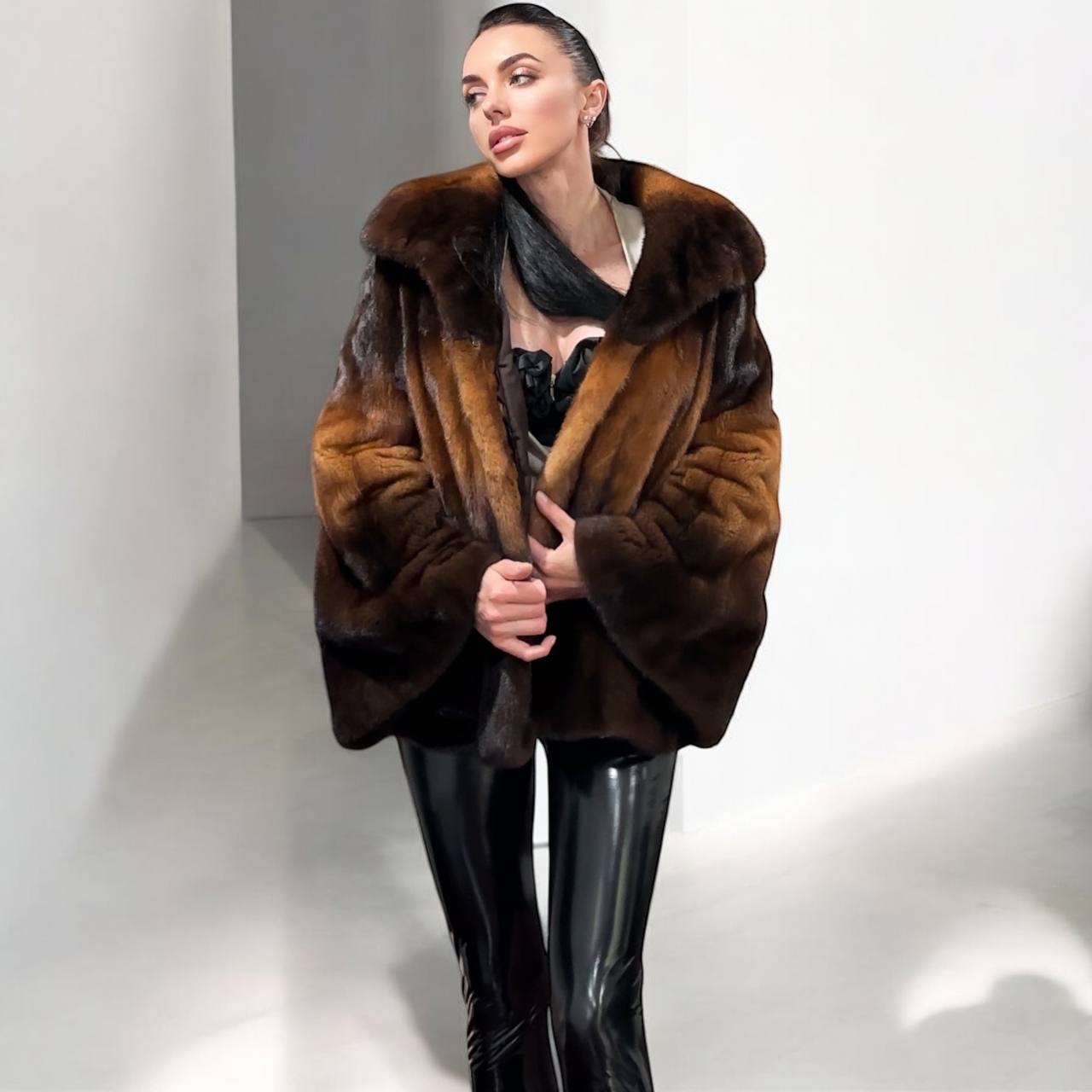 New Real Luxury Mink Fur Coat with Dramatic Flared “Butterfly” Sleeves size L 1201122