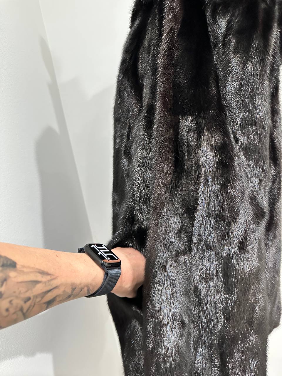 Luxury Womens Real MINK FUR 1201126 size M BLACK Coat Hooded Jacket