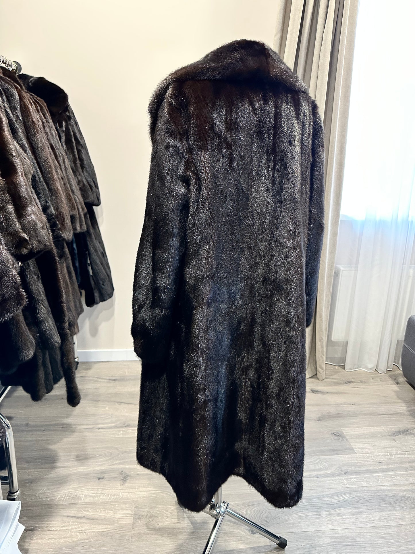 New 100% genuine real Natural mink fur coat jacket 1109829 size L dark brown