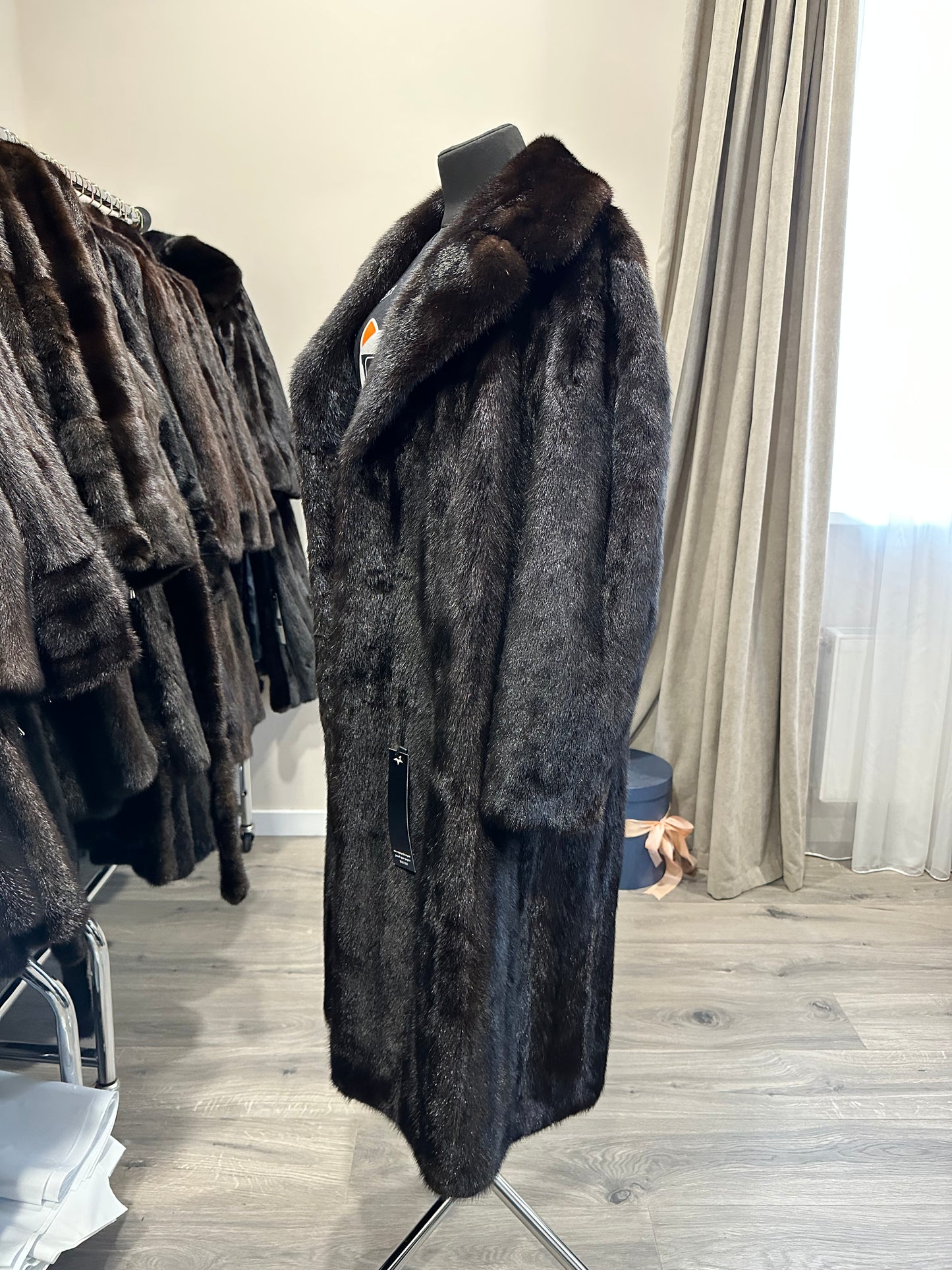 New 100% genuine real Natural mink fur coat jacket 1109829 size L dark brown