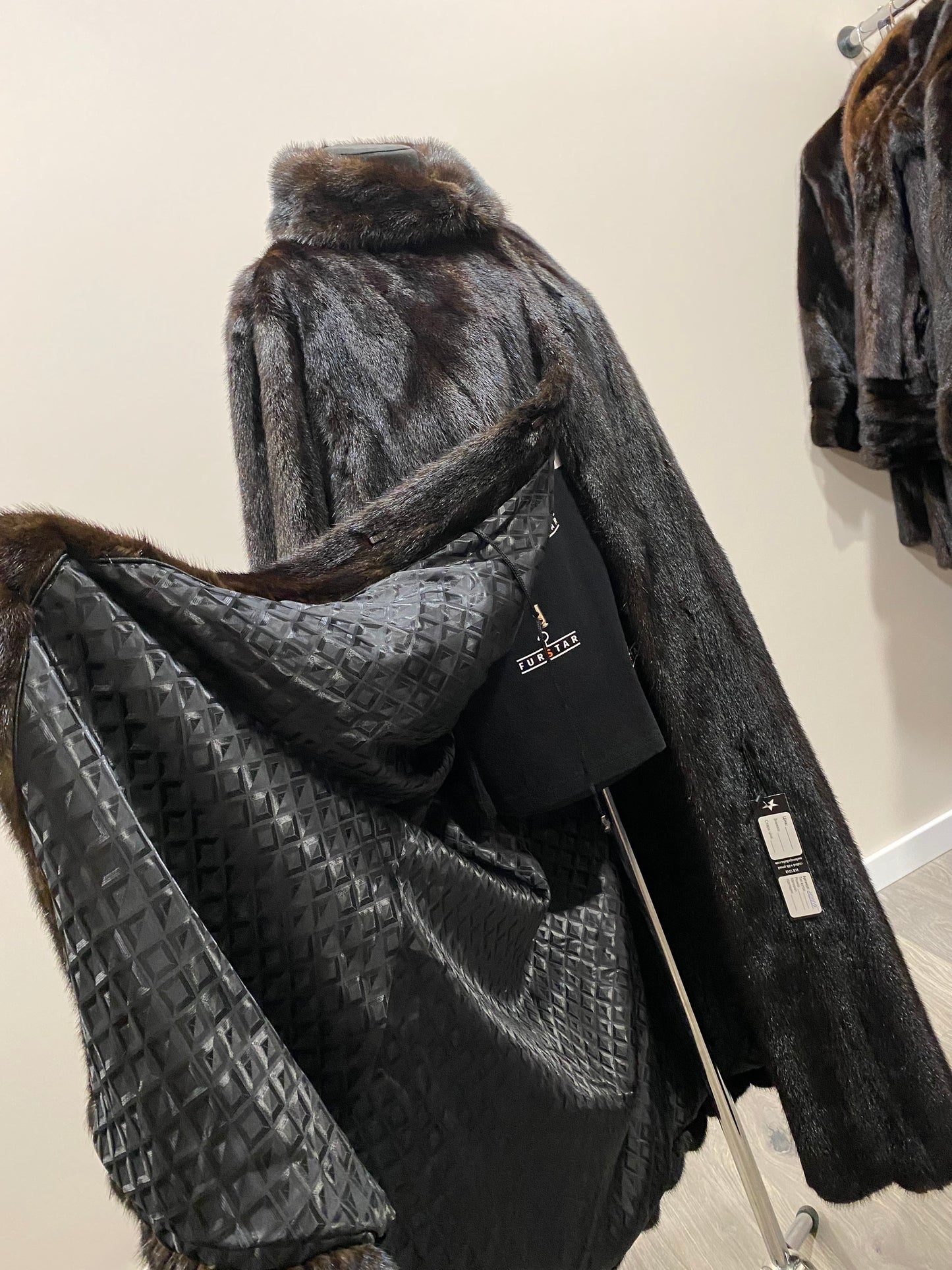 genuine real mink fur coat jacket 1109815 size L new dark brown color