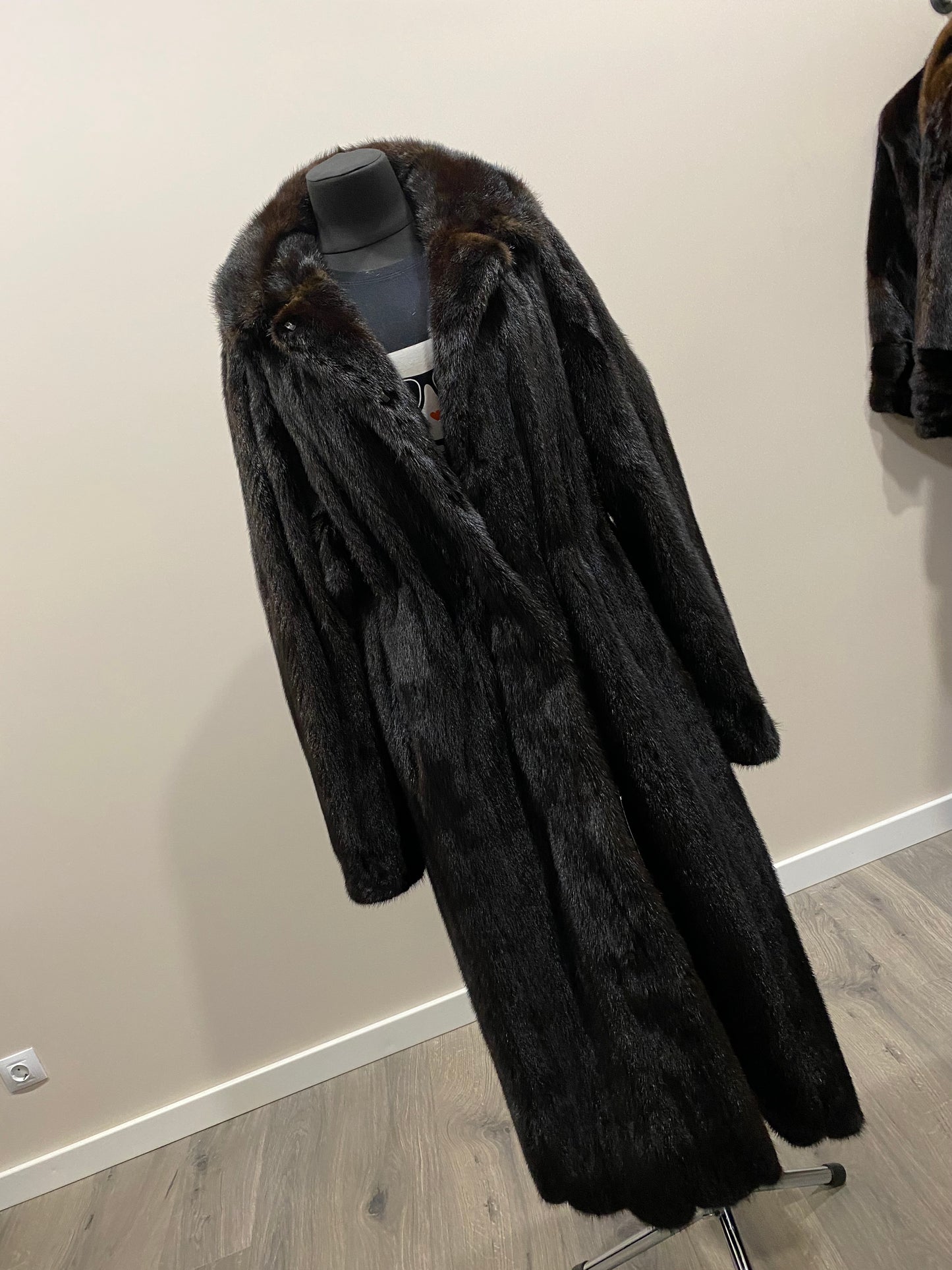 genuine real mink fur coat jacket 1109815 size L new dark brown color