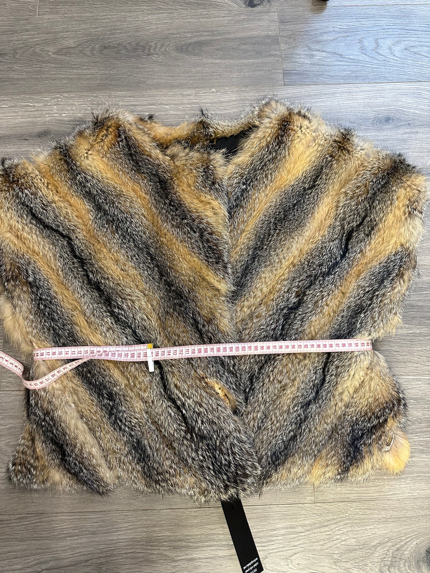 Women's Brand New Real natural coyote Fur VEST waist Coat Sleeves Less 1109979 size L XL