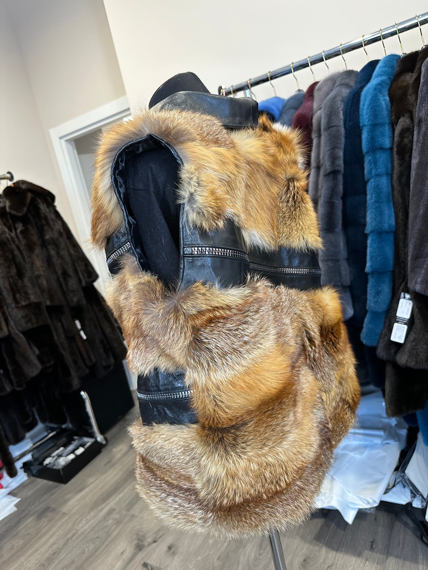 REAL genuine FOX fur women vest L SIZE LEATHER 1109903 WITHOUT SLEEVES