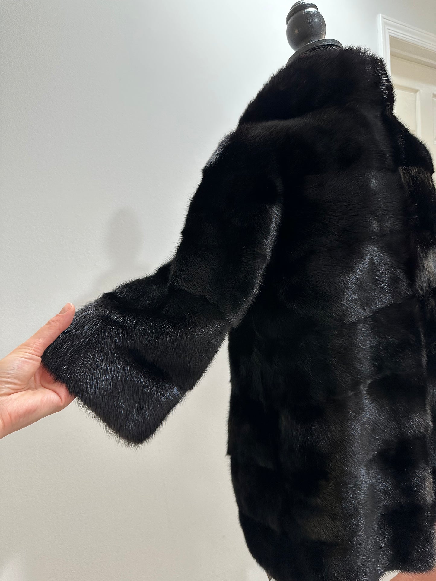 REAL Mink FUR jacket SHORT SLEEVE coat GENUINE 1201068 BLACK size S NEW Luxury