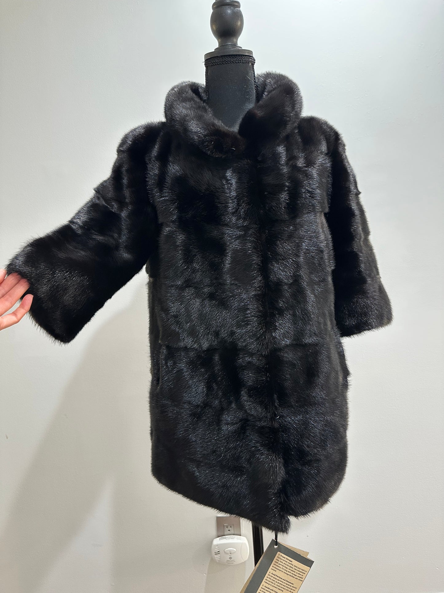 REAL Mink FUR jacket SHORT SLEEVE coat GENUINE 1201068 BLACK size S NEW Luxury