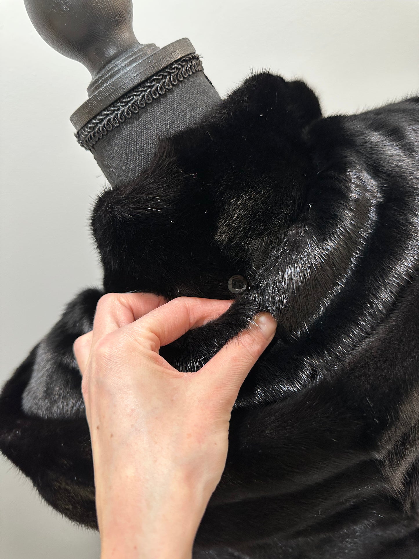 NEW REAL MINK FUR coat size S SMALL 1201081 HORIZONTAL long sleeve jacket BLACK