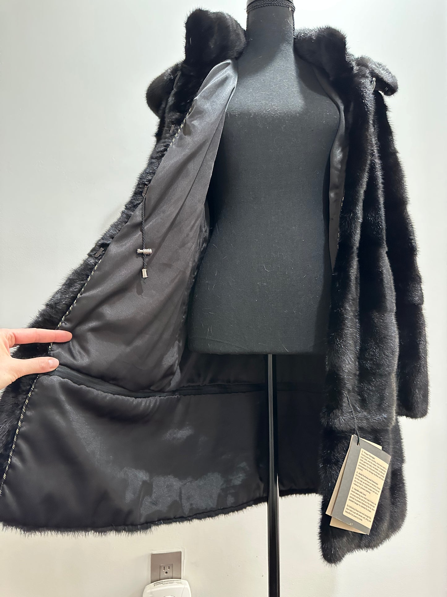 NEW REAL MINK FUR coat size S SMALL 1201081 HORIZONTAL long sleeve jacket BLACK