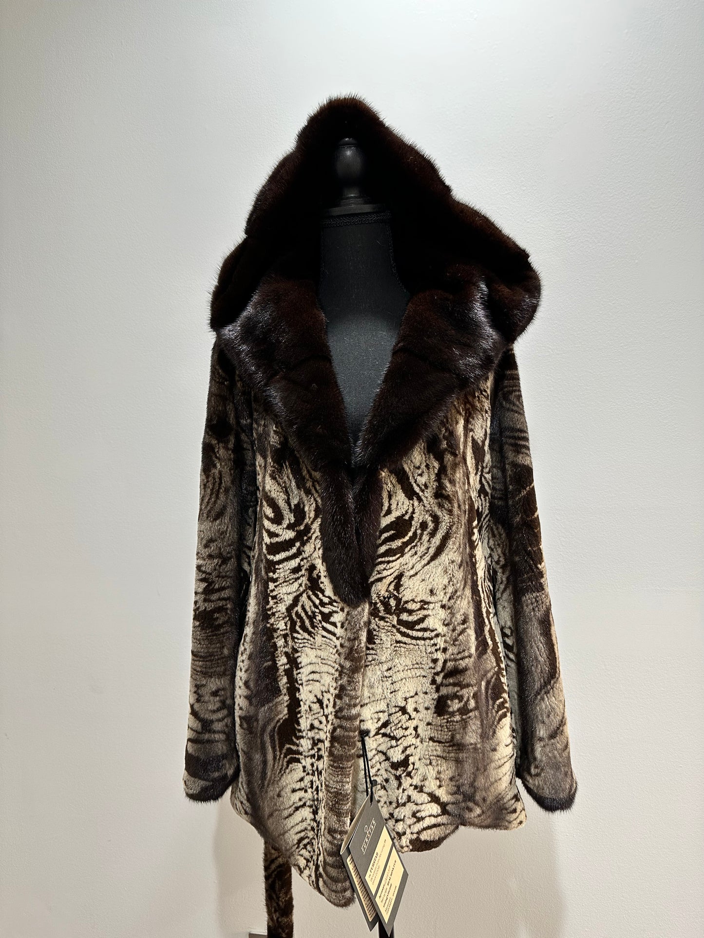 New women Real Natural Luxurious Sheared Mink Fur Coat with Hood 1201087 size M belt