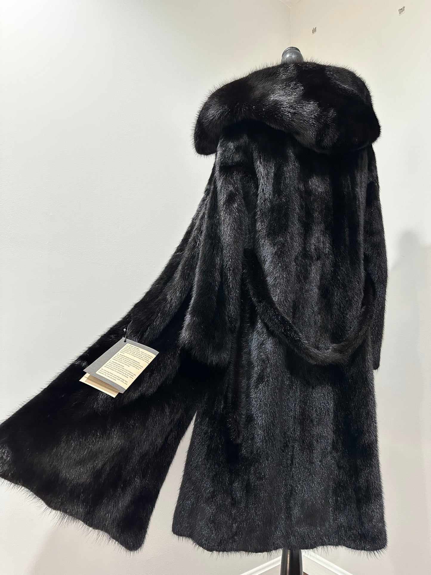 NEW REAL MINK FUR coat size M BELTED HOODED 1201100 long sleeve jacket BLACK