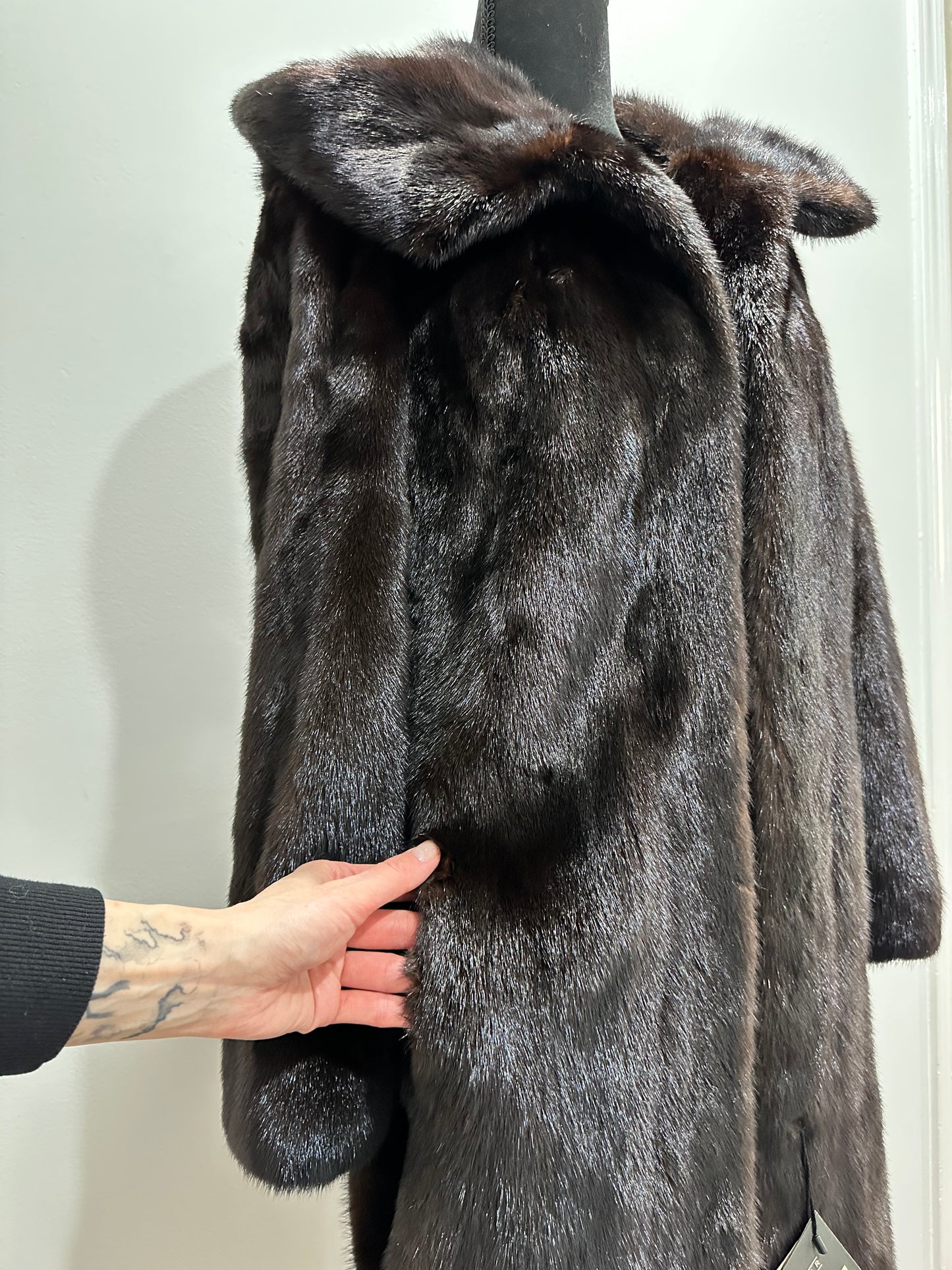 NEW REAL MINK FUR coat size M BELTED HOODED 1201104 long sleeve jacket BROWN