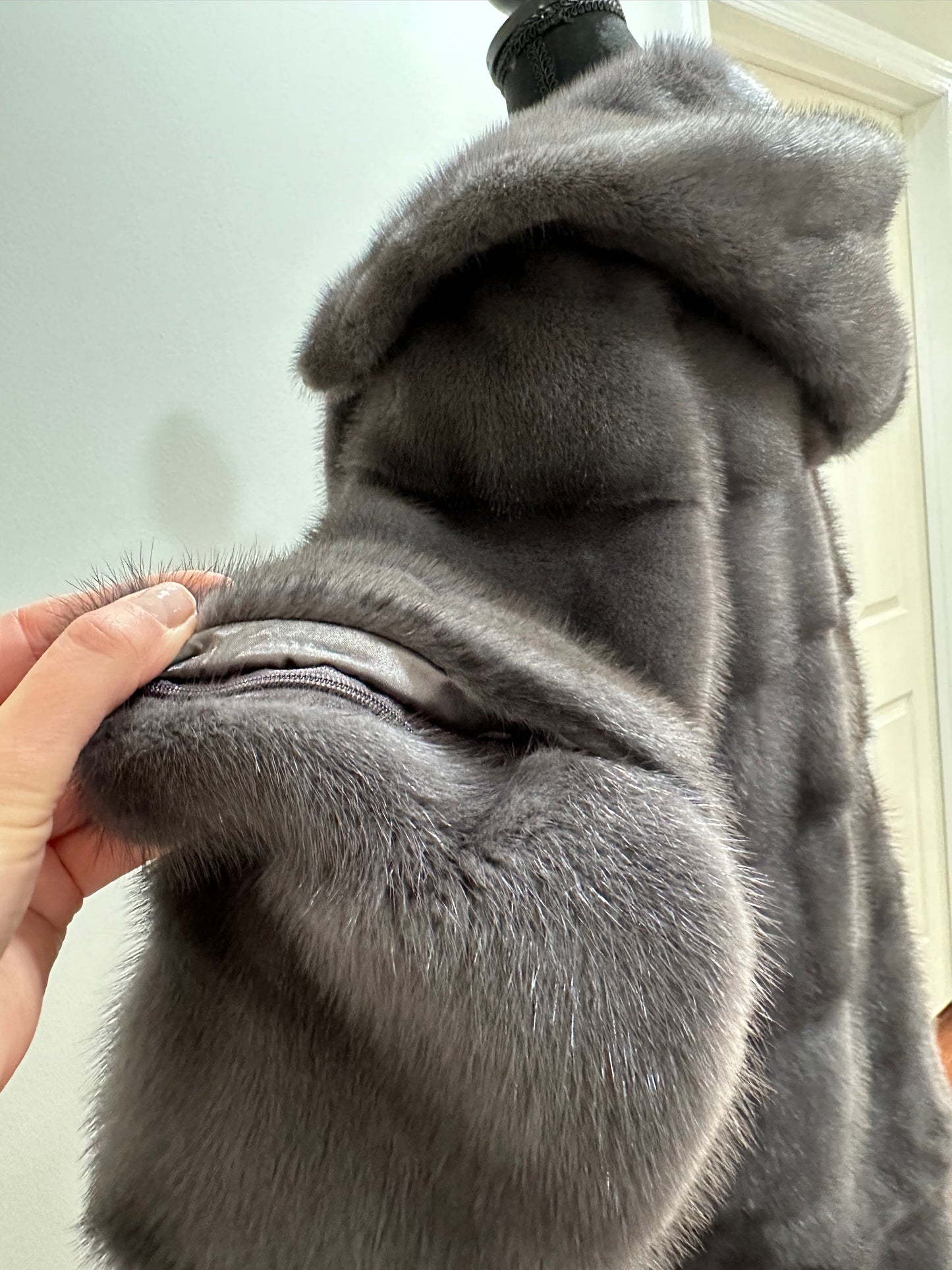 New MINK GENUIINE FUR coat size S GREY mink solid plates 1201054 HORIZONTAL