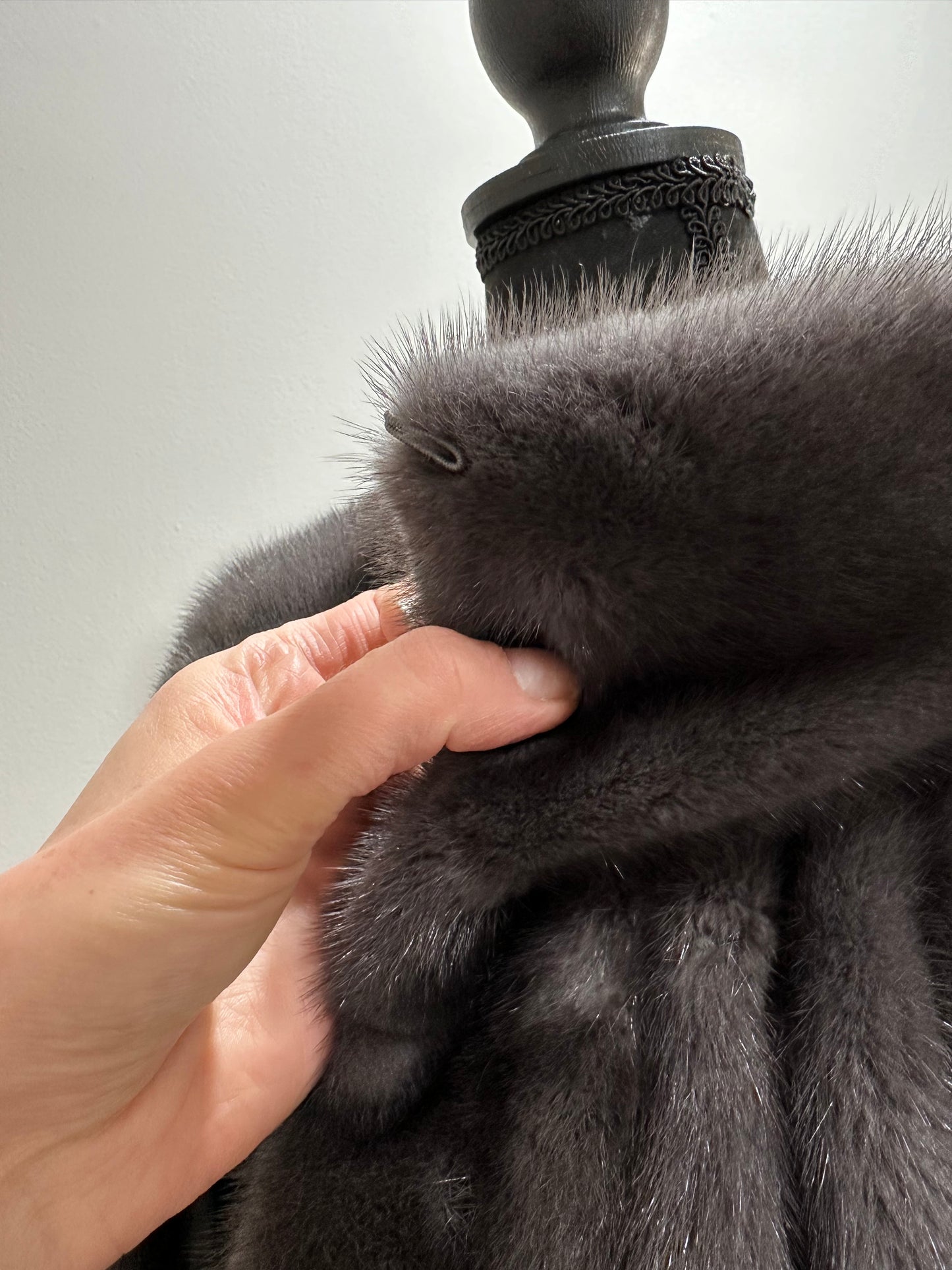 New MINK GENUIINE FUR coat size S GREY mink solid plates 1201054 HORIZONTAL