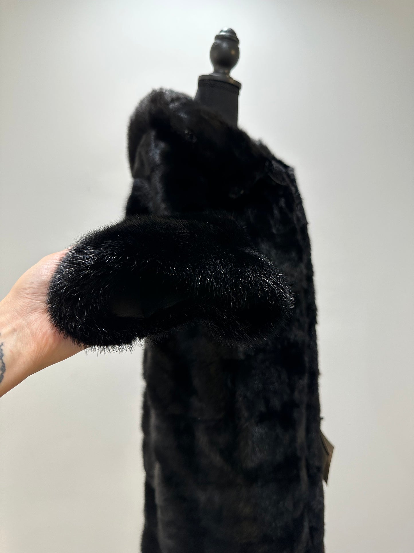 NEW MINK FUR coat size S SMALL 1201058 HORIZONTAL long sleeve jacket BLACK
