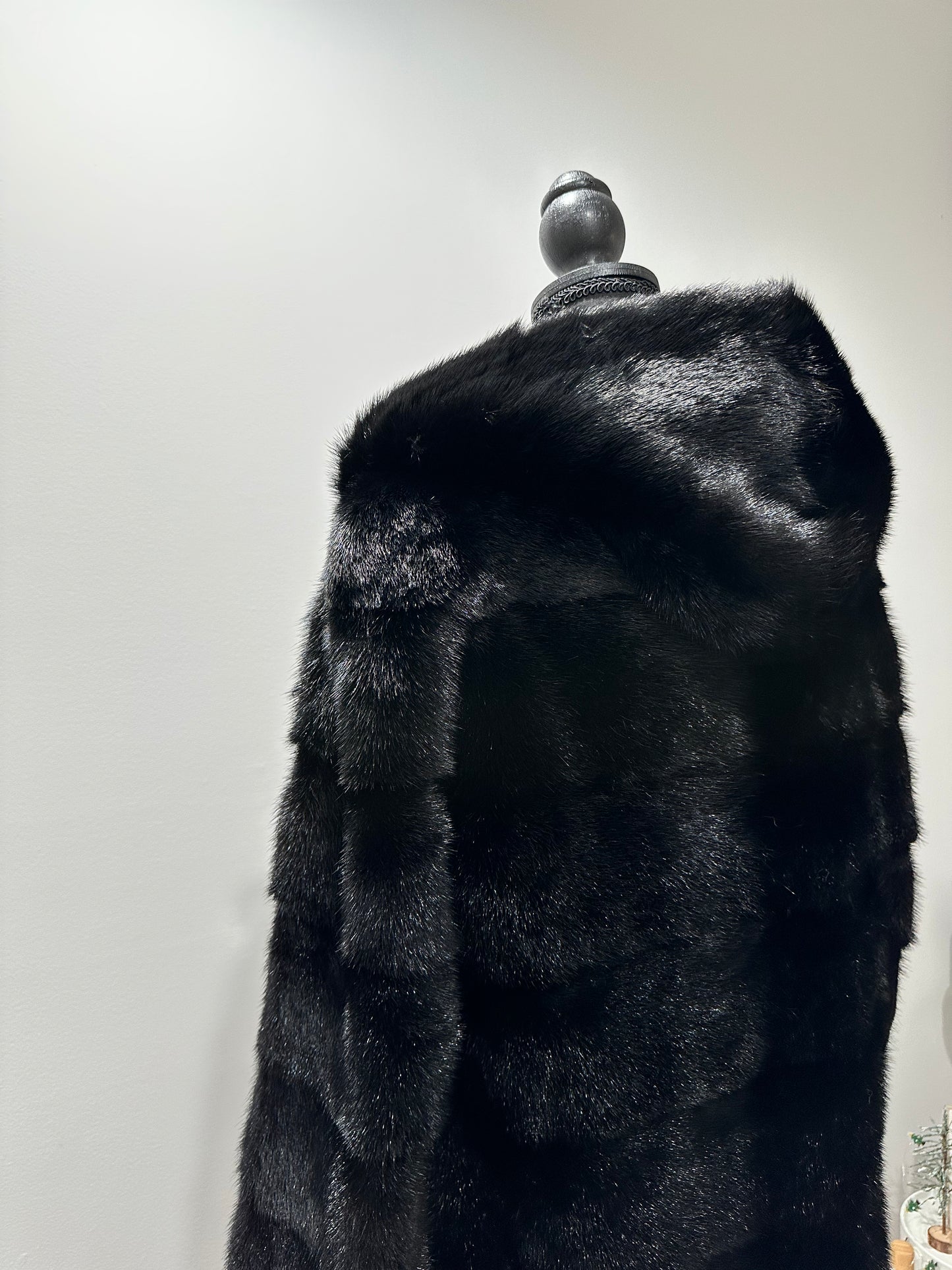 NEW MINK FUR coat size S SMALL 1201058 HORIZONTAL long sleeve jacket BLACK