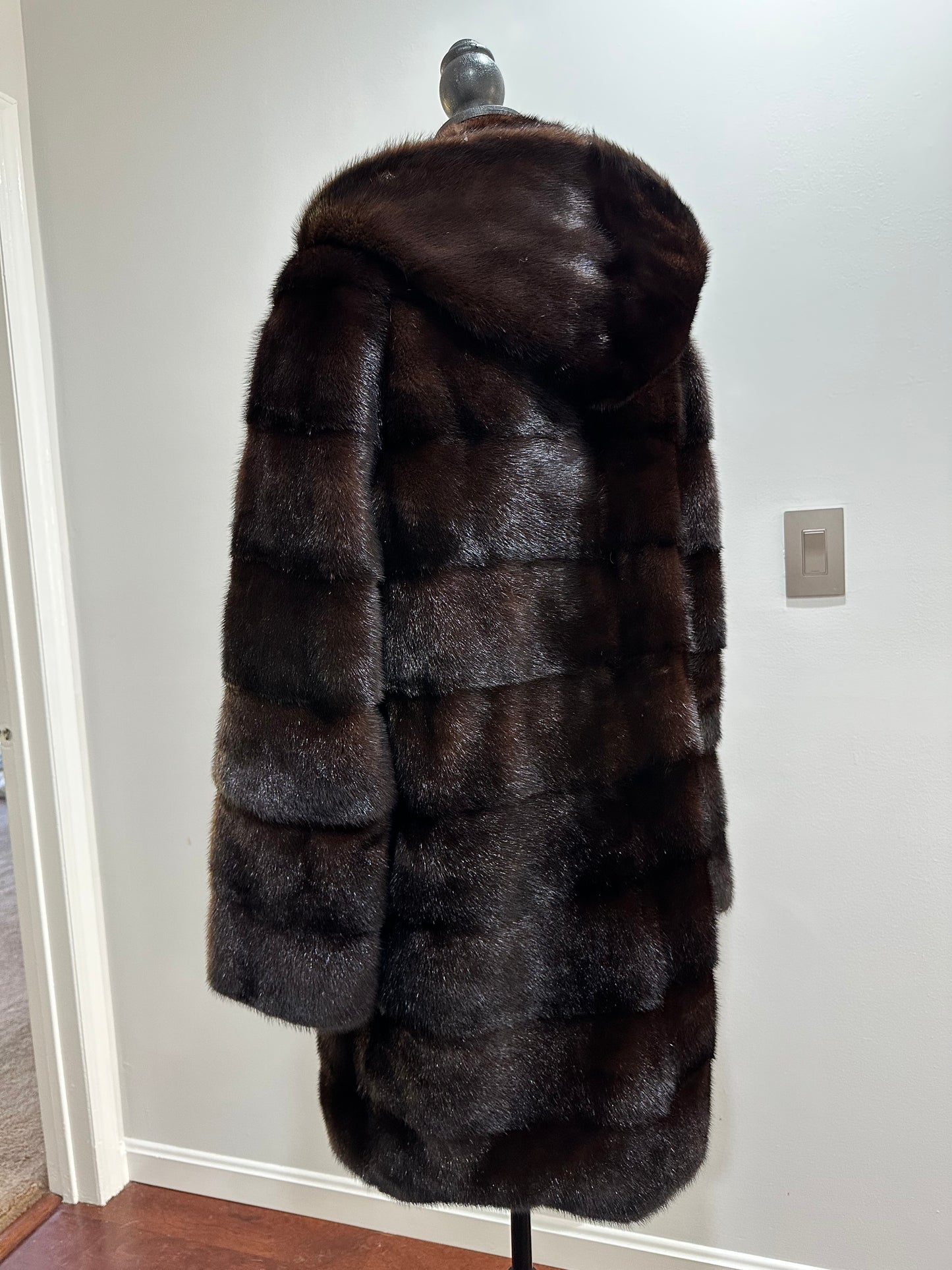 NEW REAL MINK FUR coat size S SMALL 1201064 HORIZONTAL long sleeve jacket BROWN