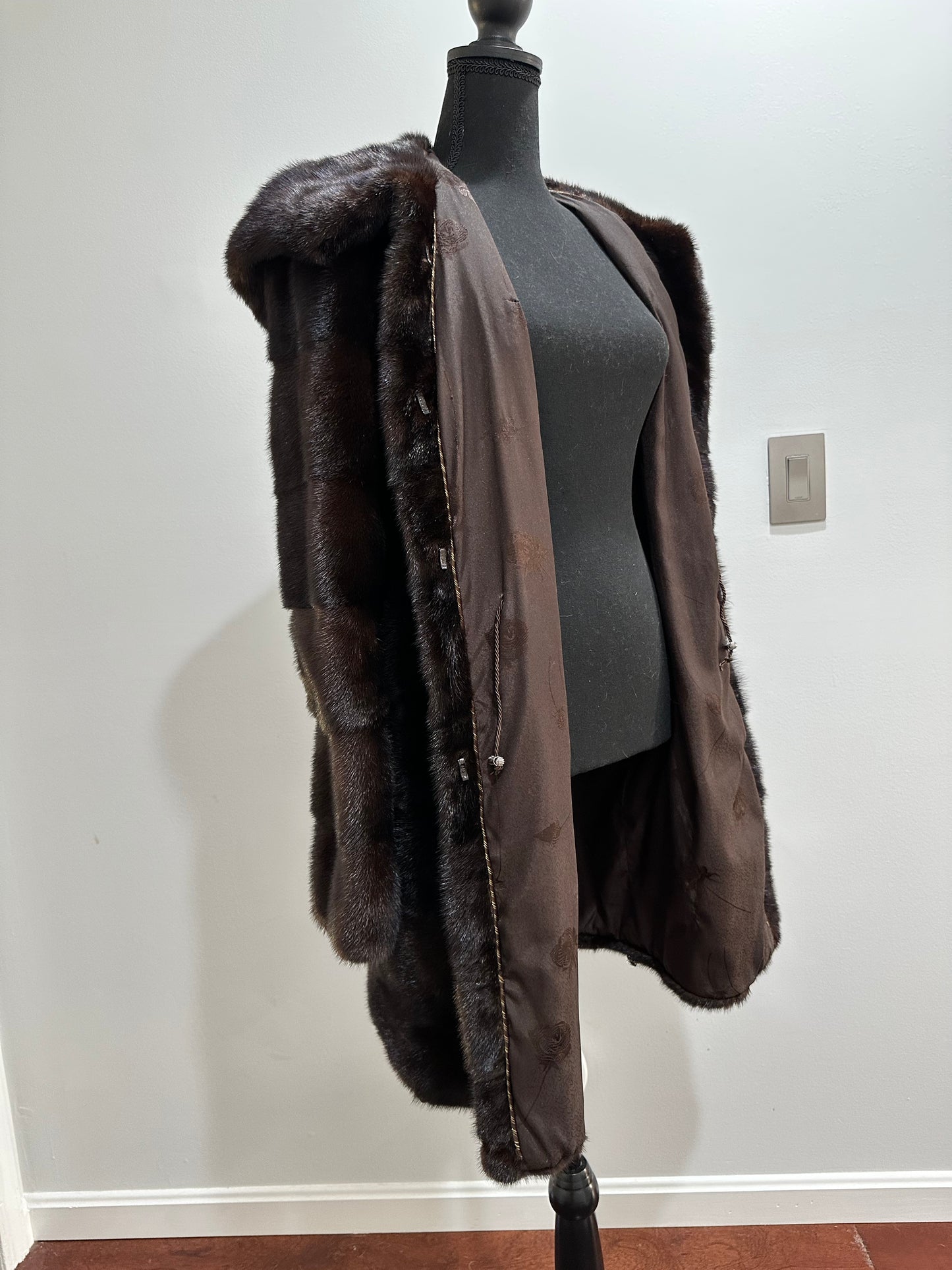 NEW REAL MINK FUR coat size S SMALL 1201064 HORIZONTAL long sleeve jacket BROWN