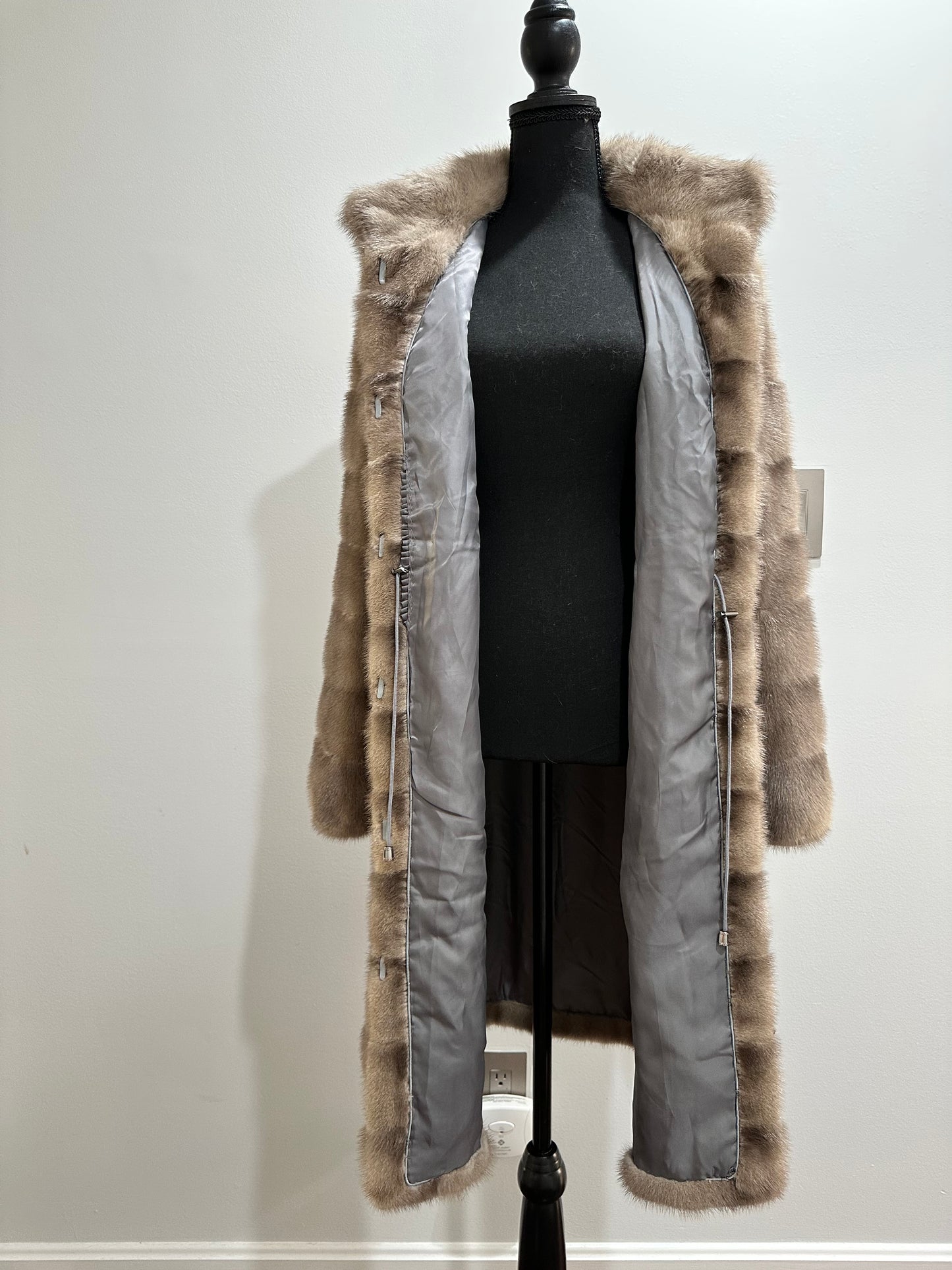 New LONG coat JACKET size M REAL FULL SKIN FUR MINK 1201059 HORIZONTAL