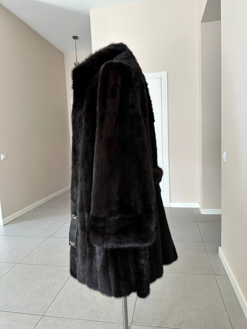 women real mink fur coat with belt dark brown BLACK color size M NEW!!! 1109793