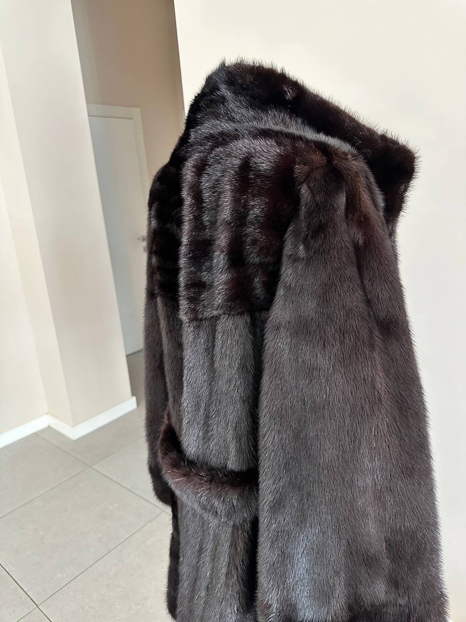 women real mink fur coat with belt dark brown BLACK color size M NEW!!! 1109793