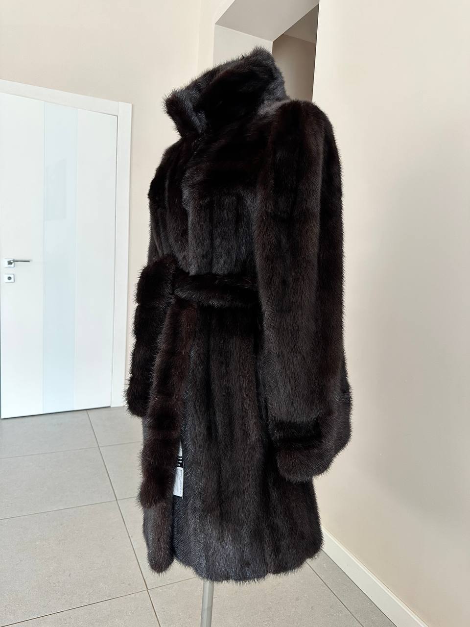 women real mink fur coat with belt dark brown BLACK color size M NEW!!! 1109793