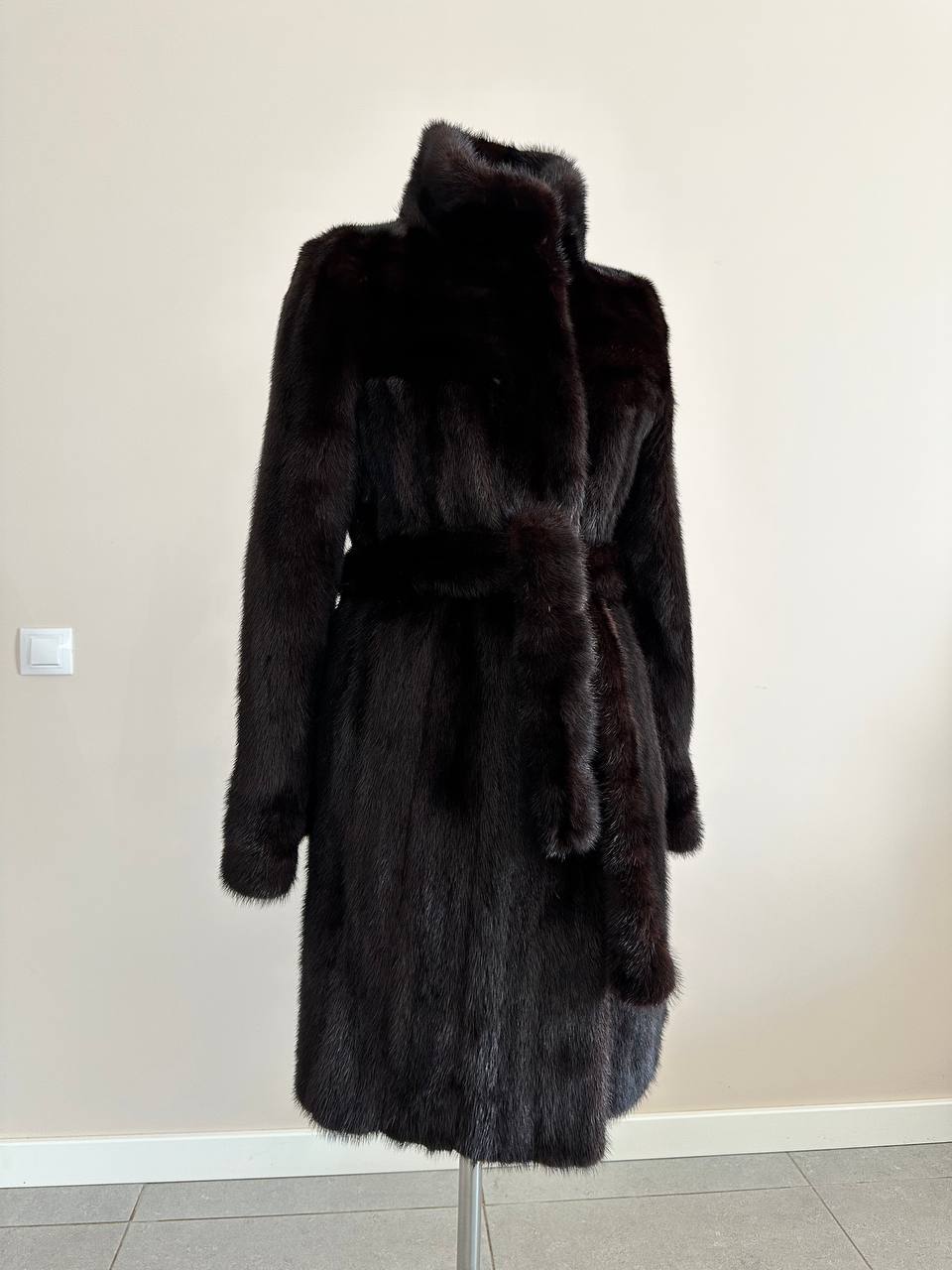 women real mink fur coat with belt dark brown BLACK color size M NEW!!! 1109793